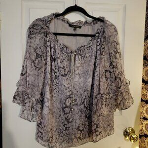 Cynthia Steffe snakeskin printed ruffle blouse lantern sleeve top